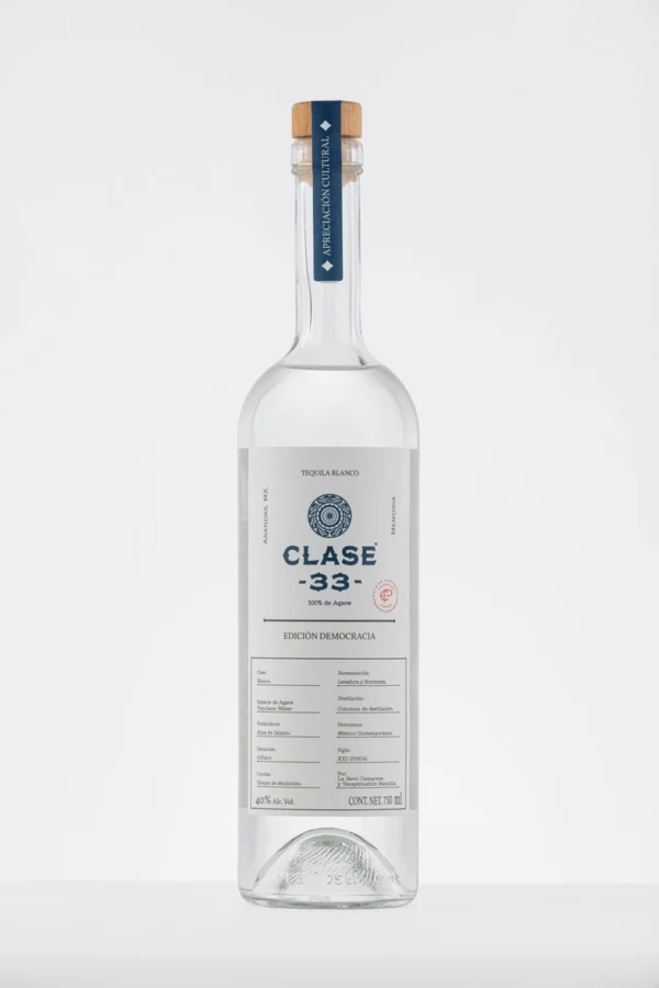 CLASE 33 Edición Democracia Blanco 750 ml